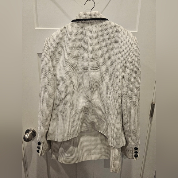"Sag Harbor Women’s 16 Skirt Suit Cream Black Trim Tweed Blazer & Skirt Set" - Picture 5 of 16